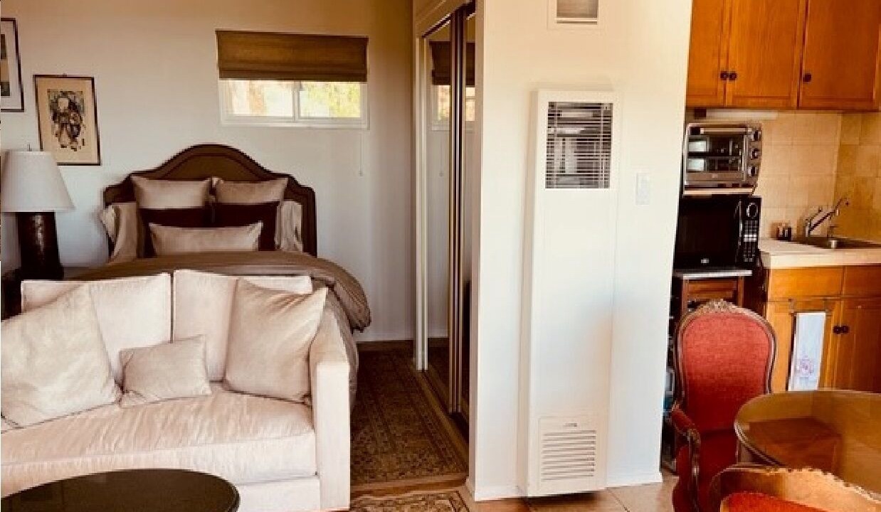Photo of Livingroom in Alta Mesa