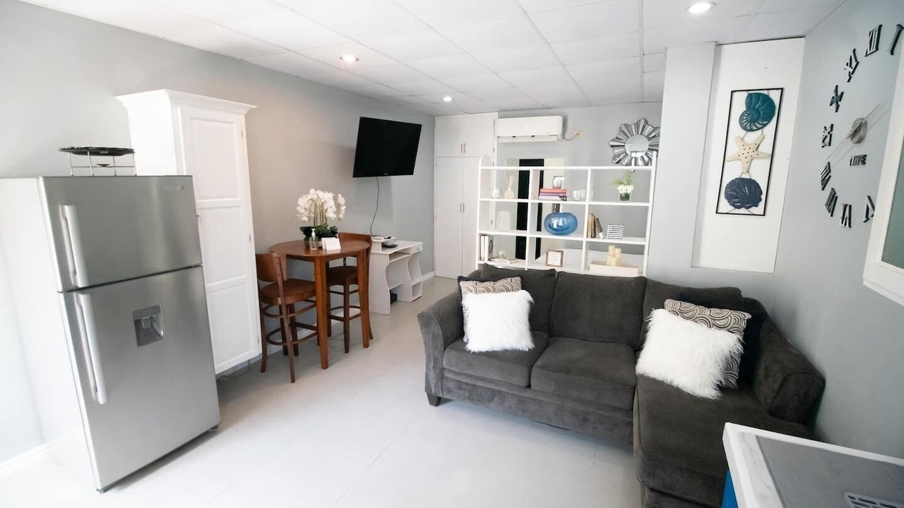 Photo of Livingroom in Saint James
