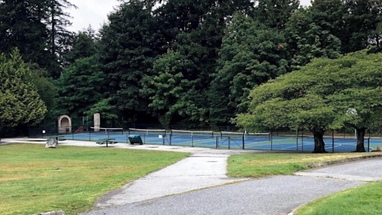 Photo of Outdoor in Central Lonsdale