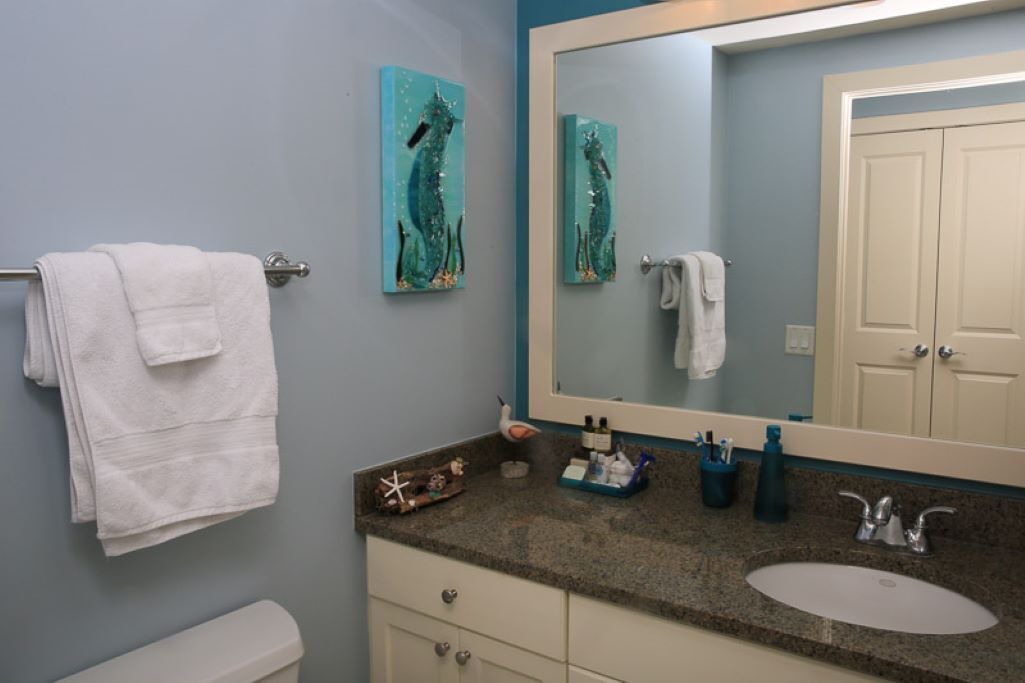 Photo of Bathroom in Galveston