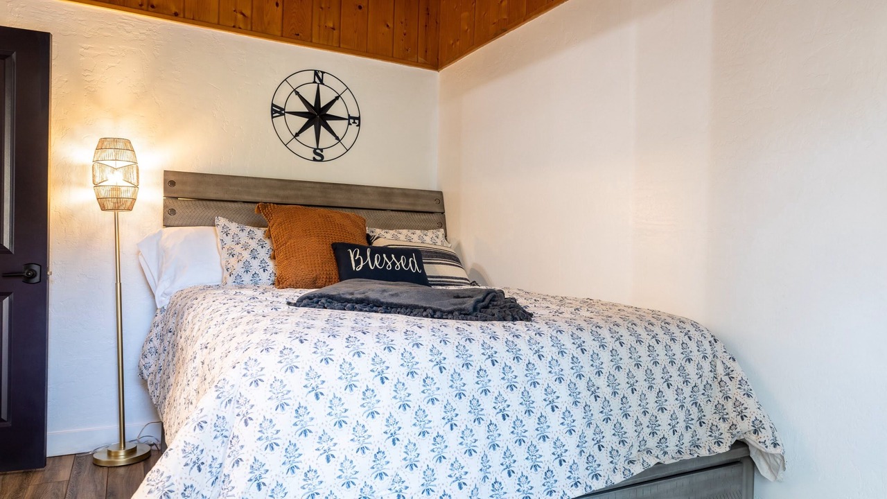 Photo of Bedroom in Big Bear City