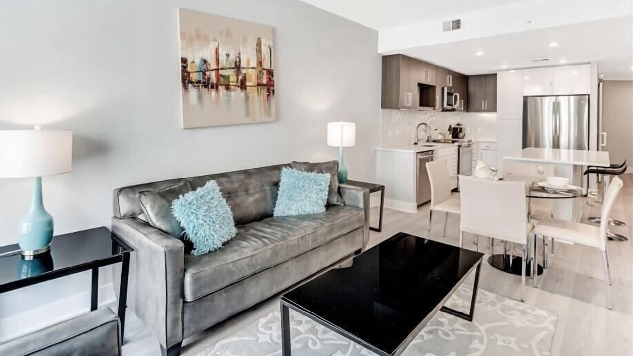Photo of Bedroom in Woodmont Triangle