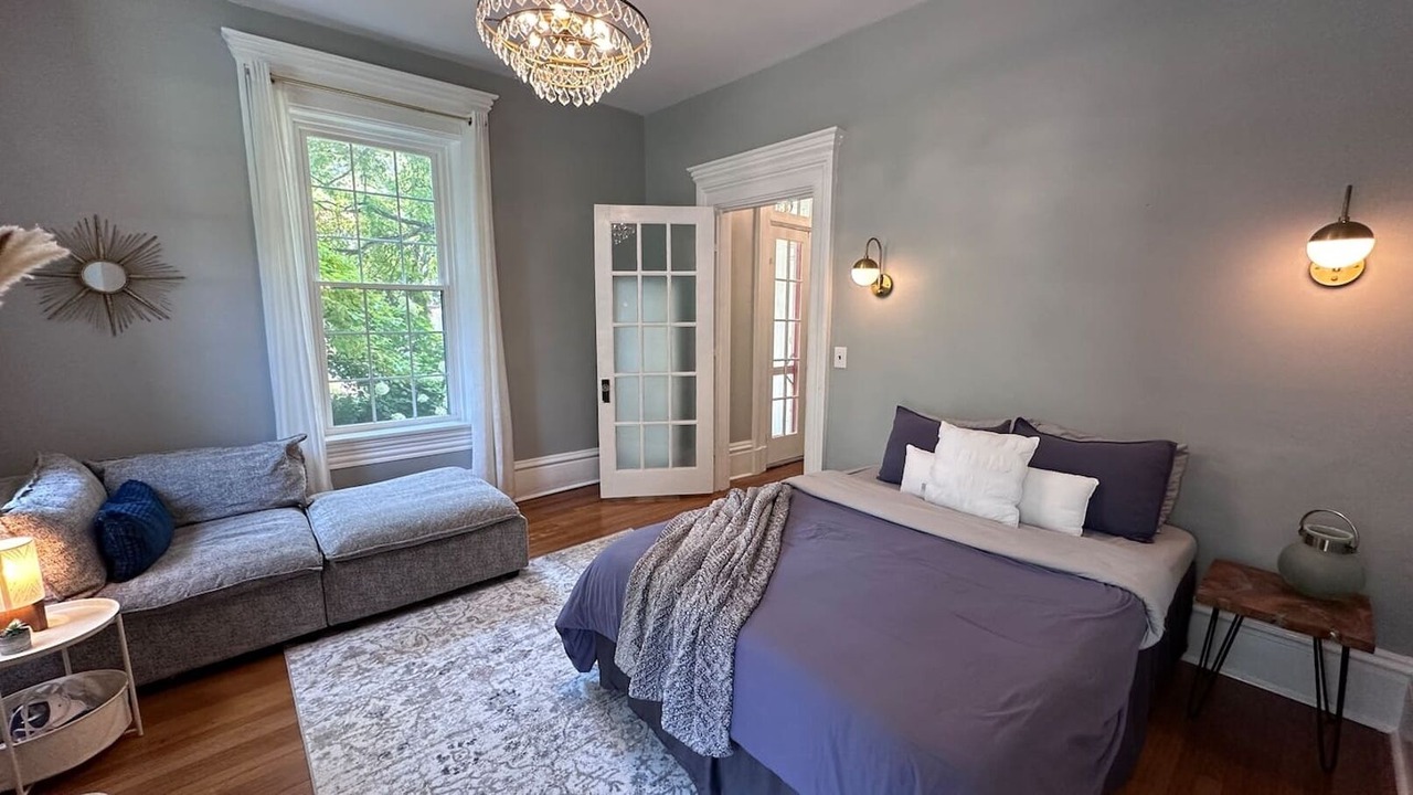 Photo of Bedroom in Shelbyville