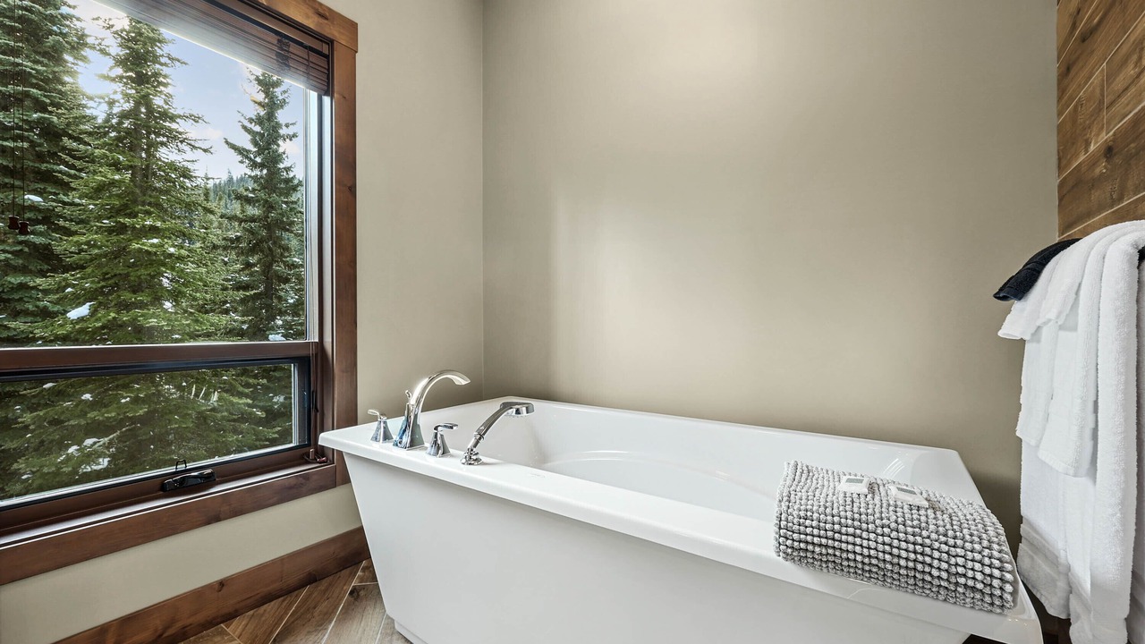 Photo of Bathroom in Sun Peaks