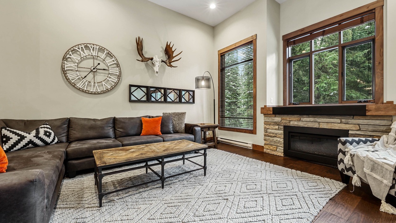 Photo of Livingroom in Sun Peaks