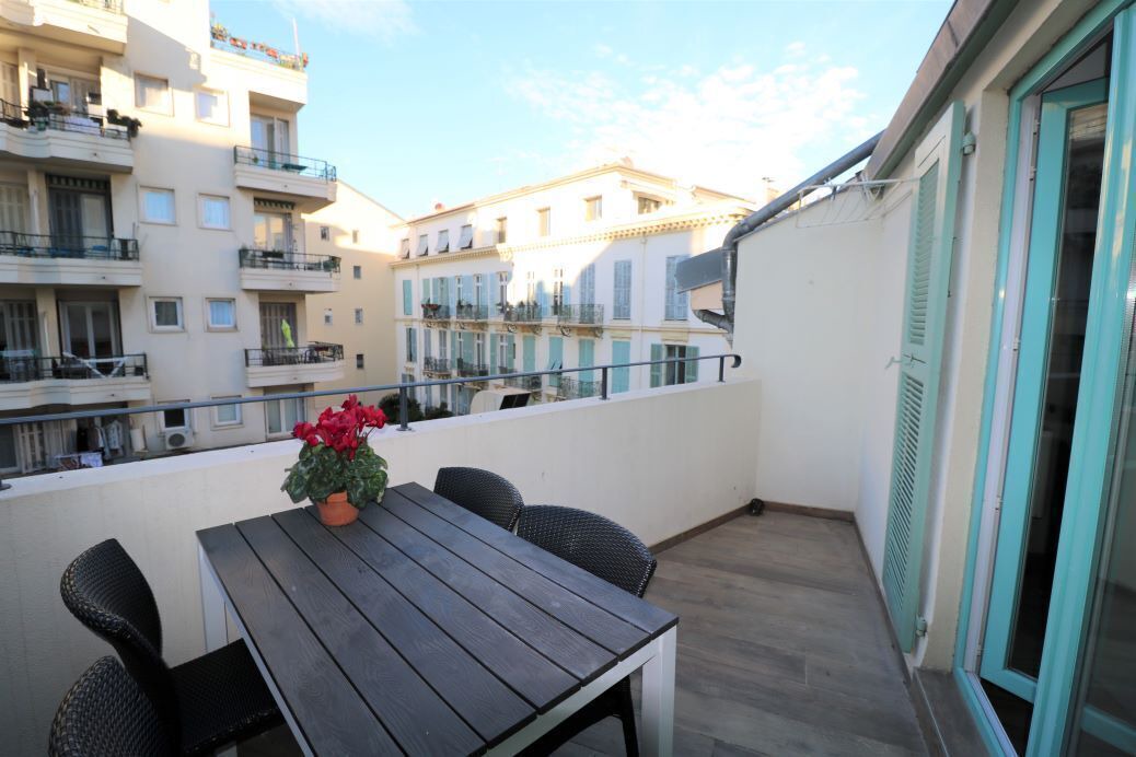 Photo of Outdoor in Carre d'Or