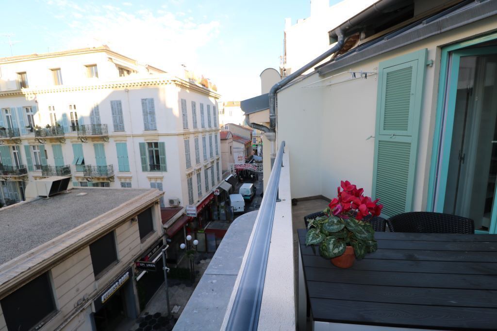 Photo of Outdoor in Carre d'Or