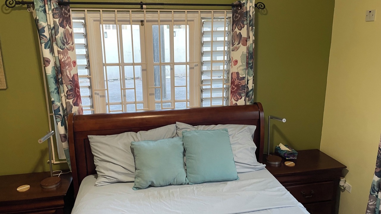 Photo of Bedroom in Tower Isle