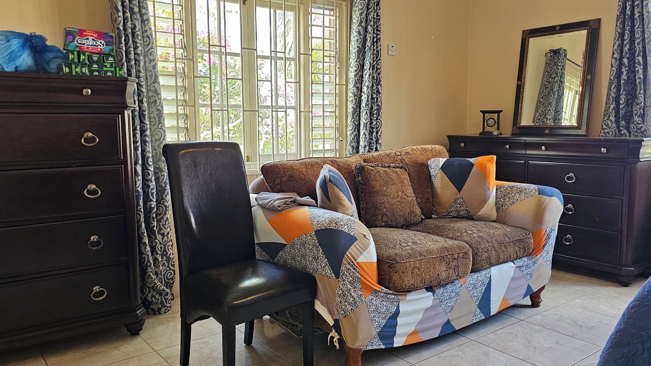 Photo of Livingroom in Tower Isle