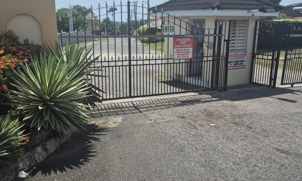 Photo of Outdoor in Tower Isle