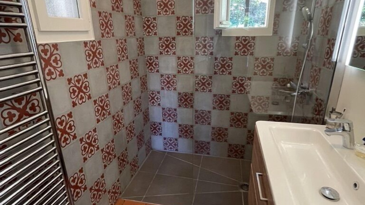 Photo of Bathroom in Le Rayol