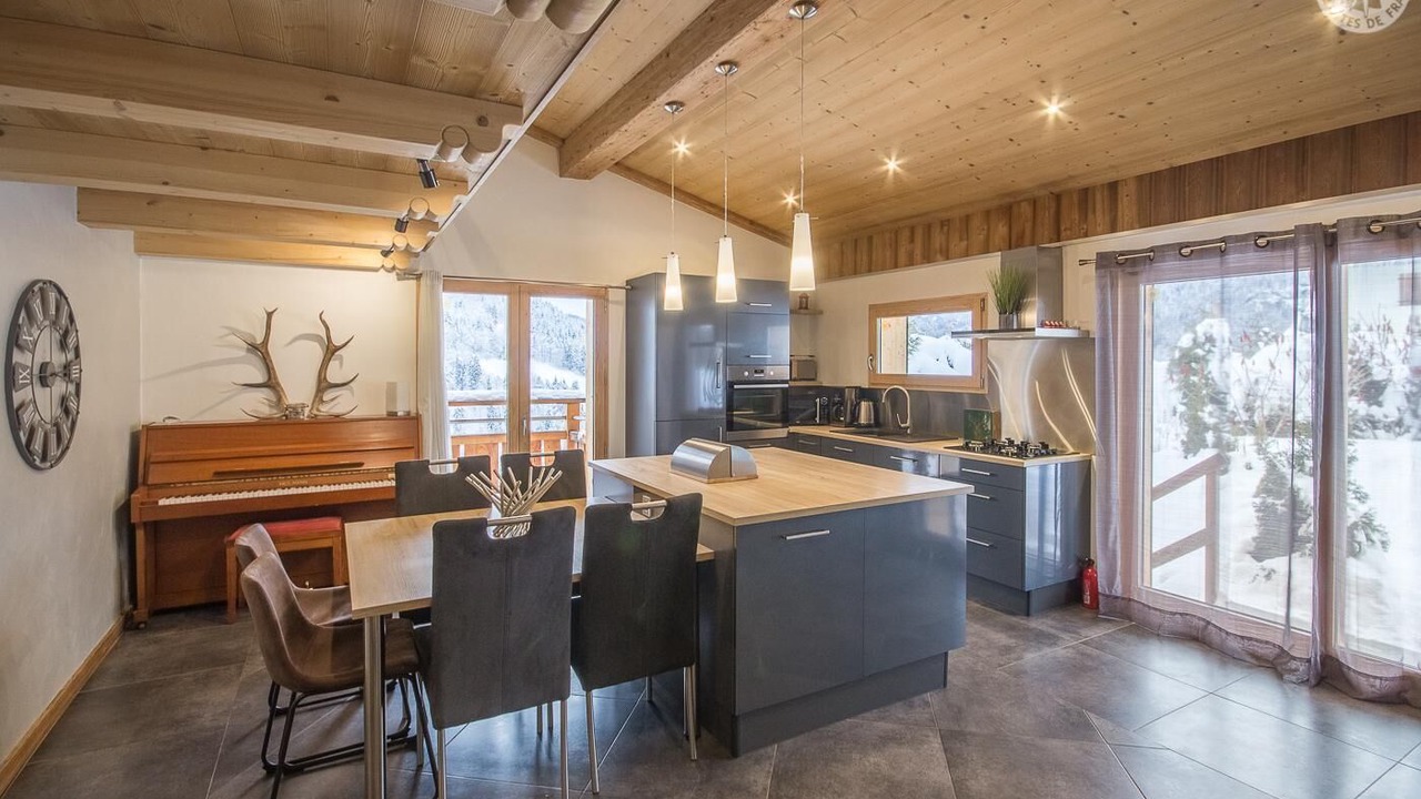 Photo of Kitchen in Flumet