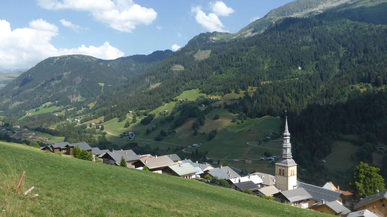 Photo of Others in Areches