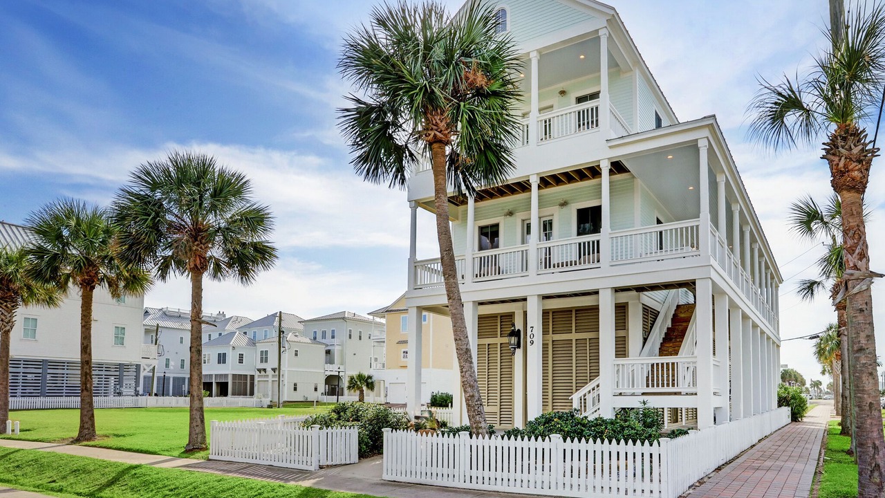 Photo of Outdoor in Beachtown