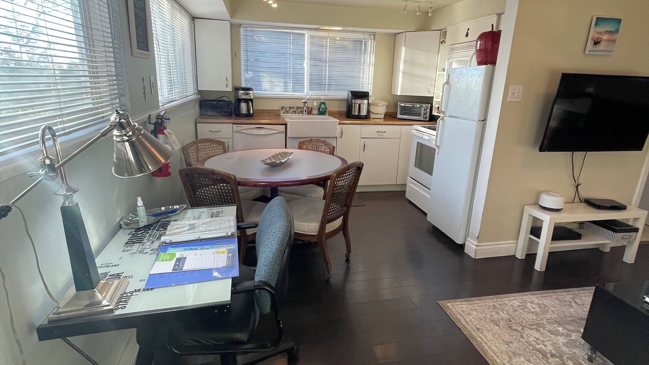 Photo of Kitchen in Lower Lonsdale