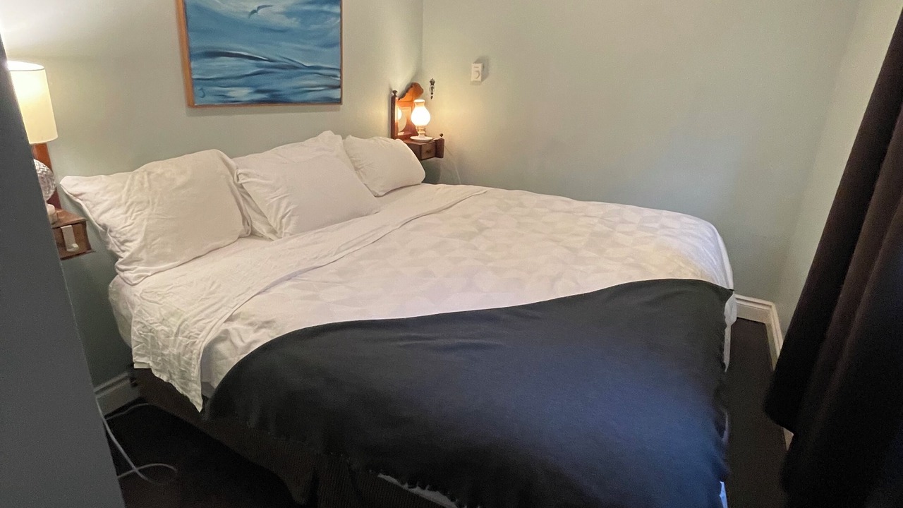 Photo of Bedroom in Lower Lonsdale