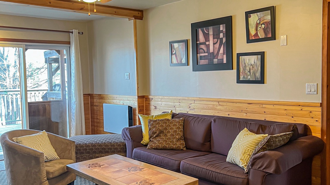 Photo of Livingroom in Magnetawan