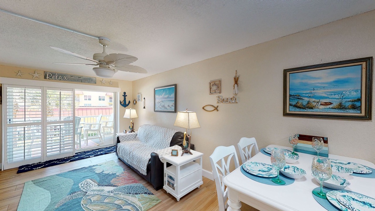 Photo of Livingroom in Point East
