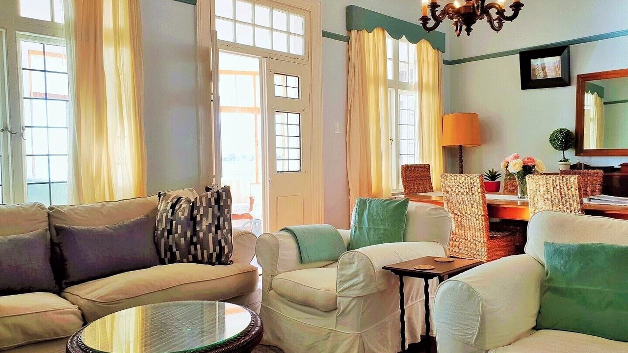 Photo of Livingroom in Gordons Bay Central