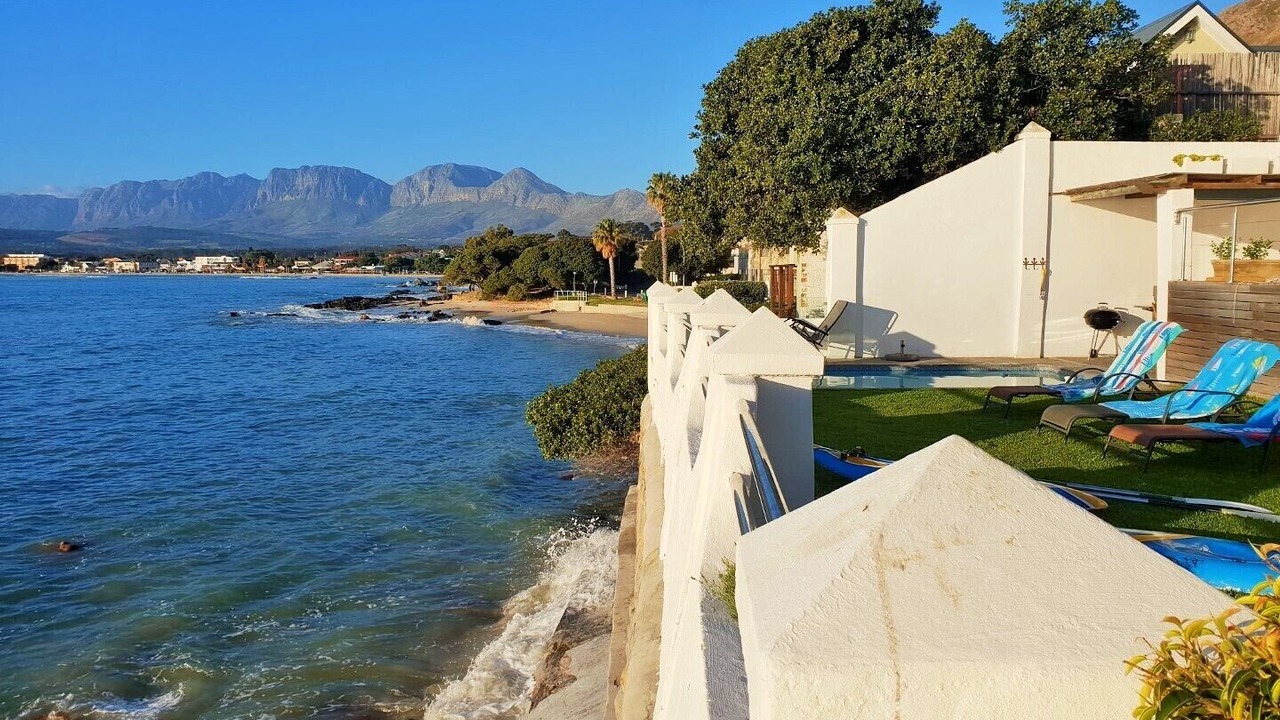 Photo of Outdoor in Gordons Bay Central