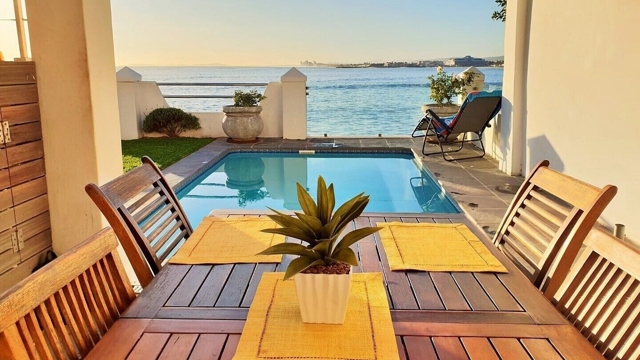 Photo of Outdoor in Gordons Bay Central