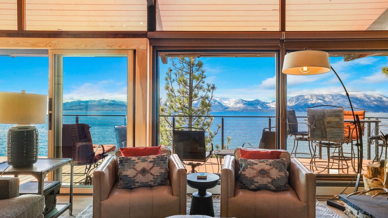 Photo of Livingroom in Zephyr Cove