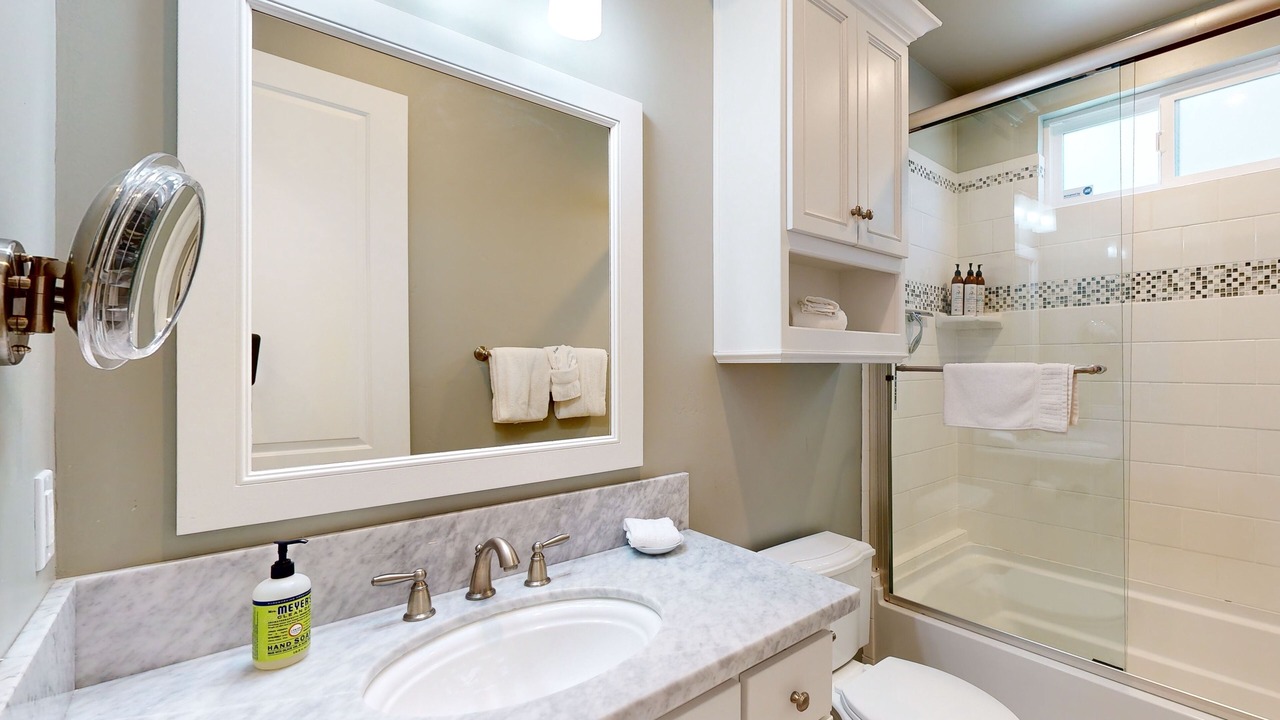 Photo of Bathroom in Hollywood Beach