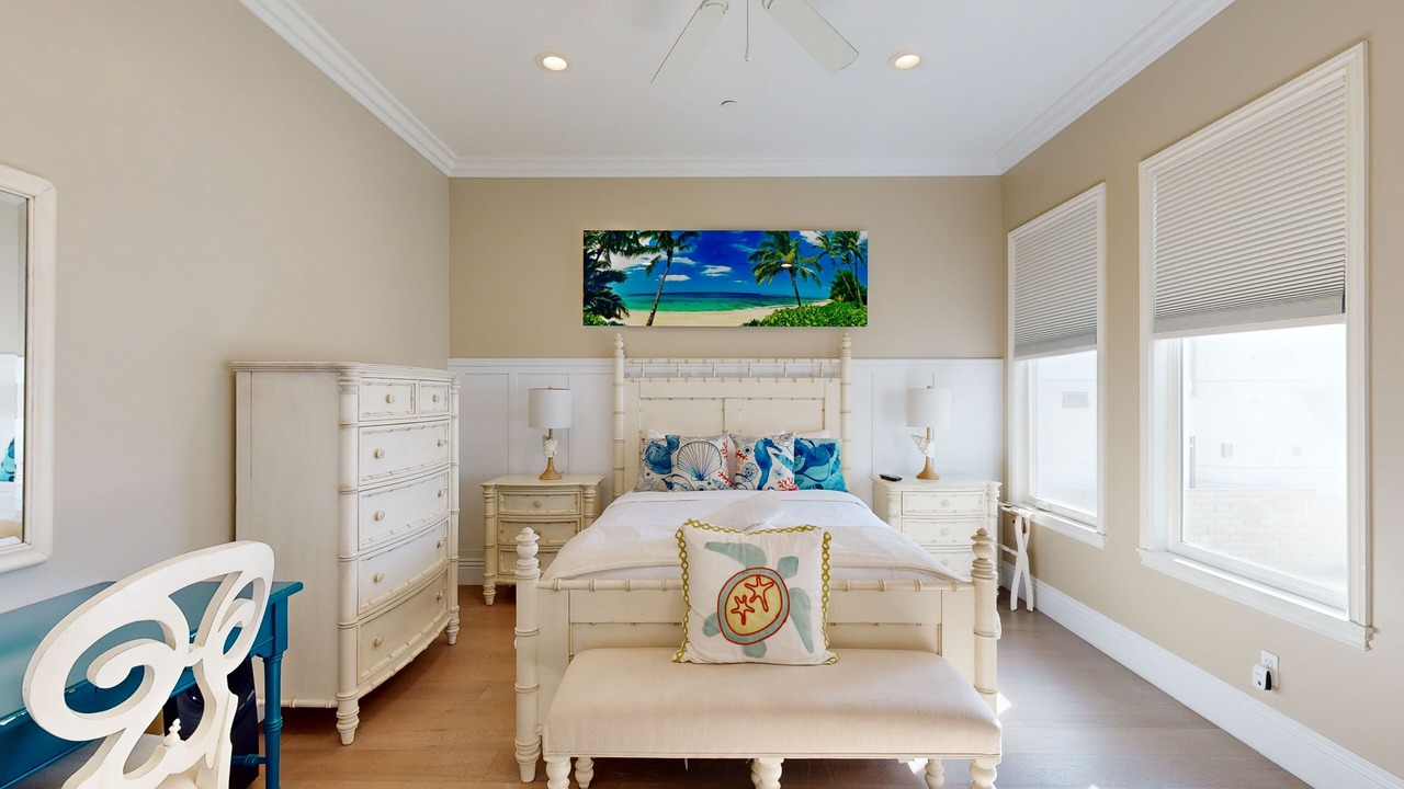 Photo of Bedroom in Hollywood Beach