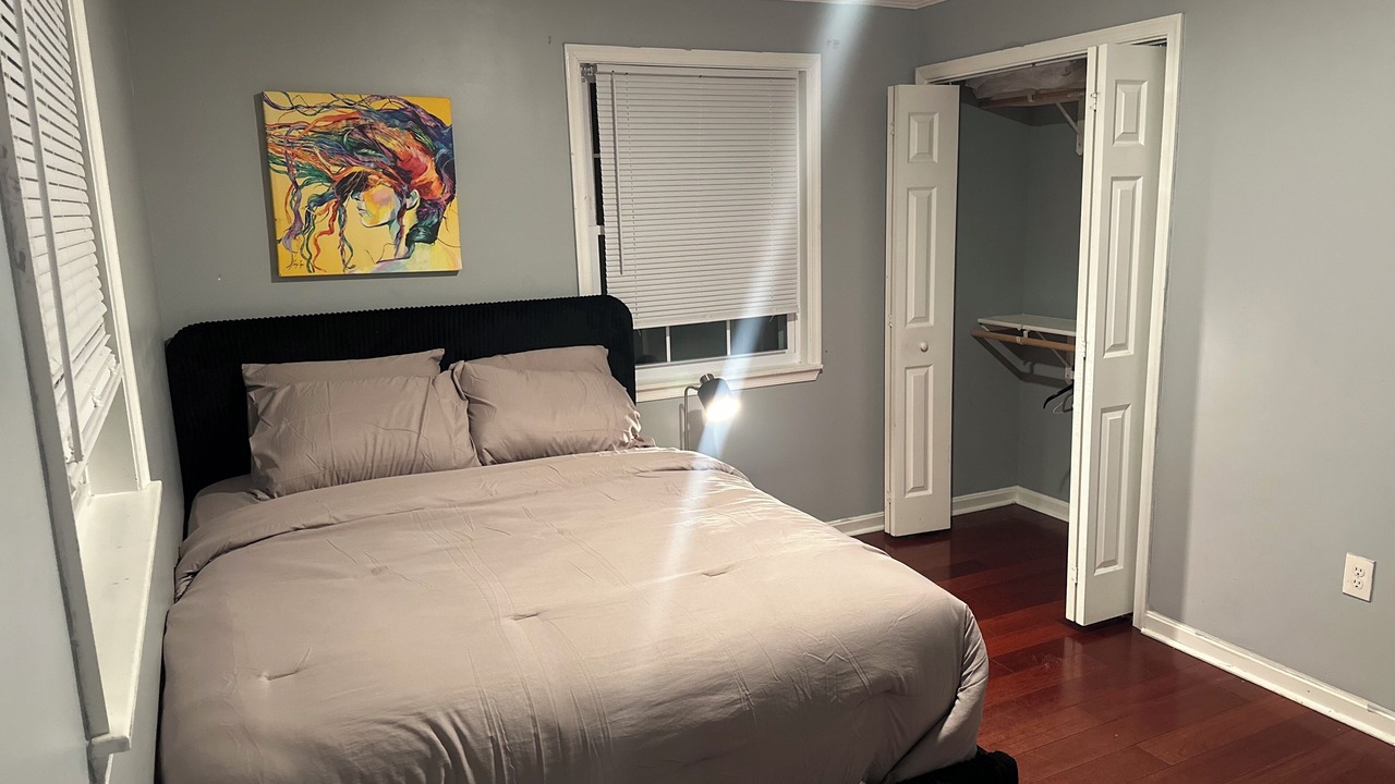 Photo of Bedroom in Walker Mill