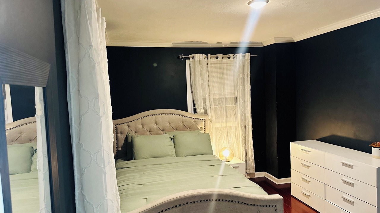 Photo of Bedroom in Walker Mill