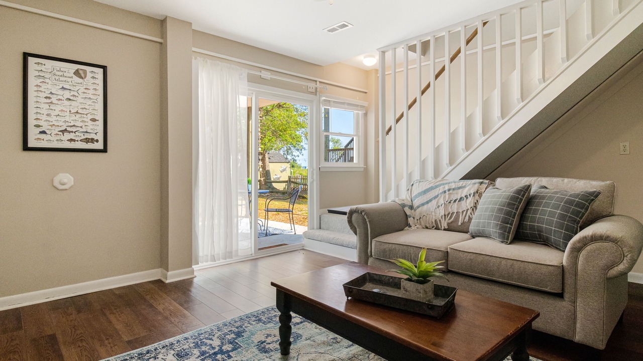 Photo of Livingroom in Long Beach