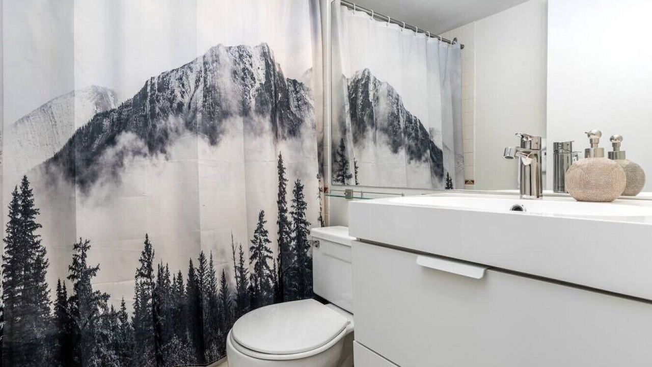 Photo of Bathroom in Village North