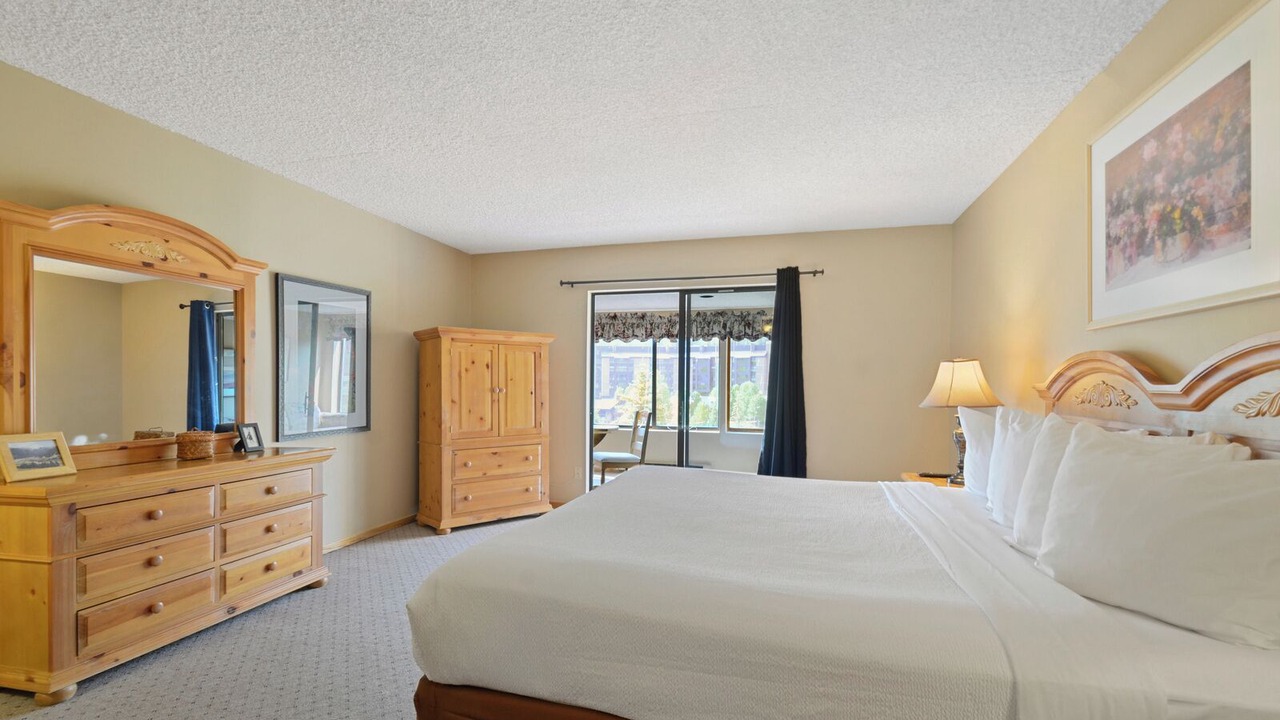 Photo of Bedroom in Copper Mountain Village