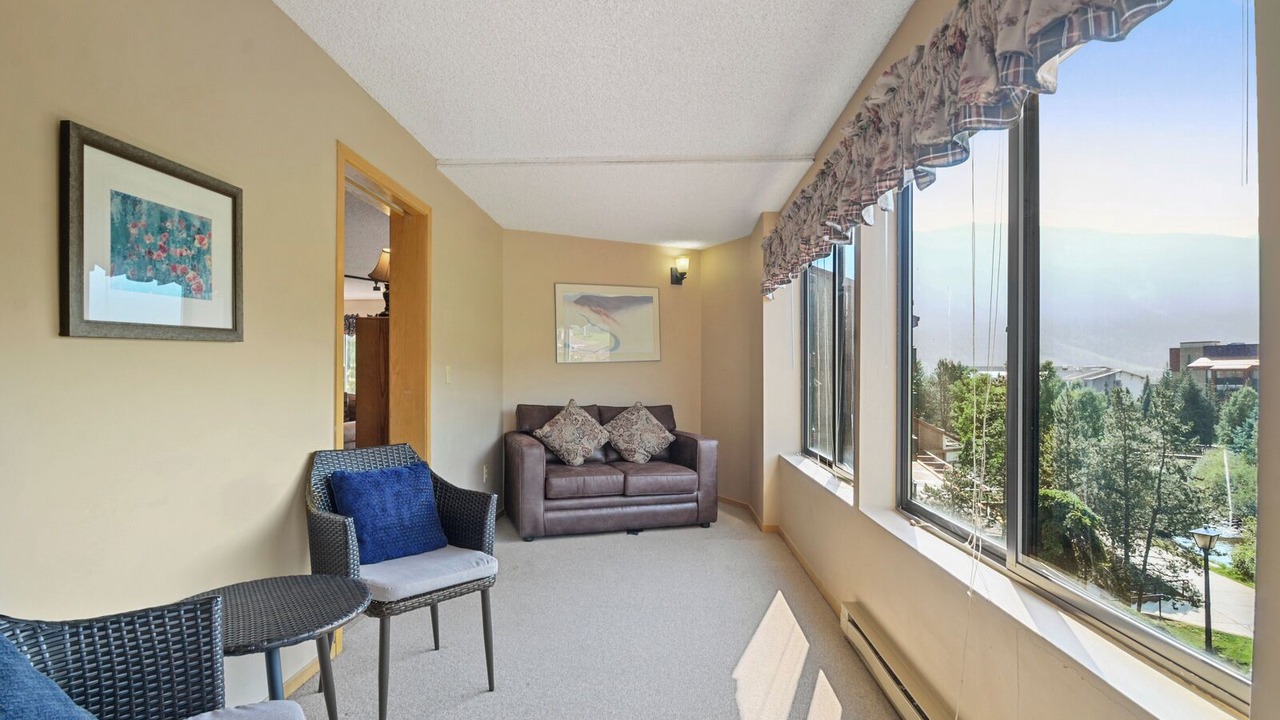 Photo of Livingroom in Copper Mountain Village