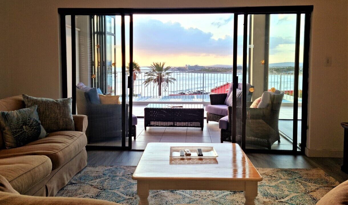 Photo of Livingroom in Gordons Bay Central