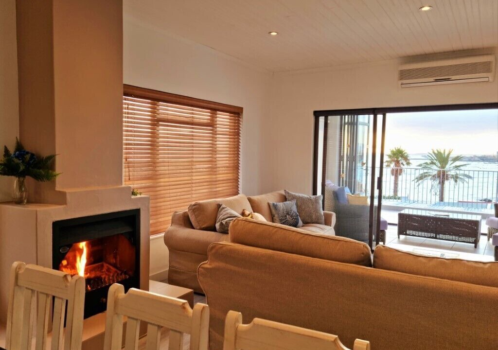 Photo of Livingroom in Gordons Bay Central