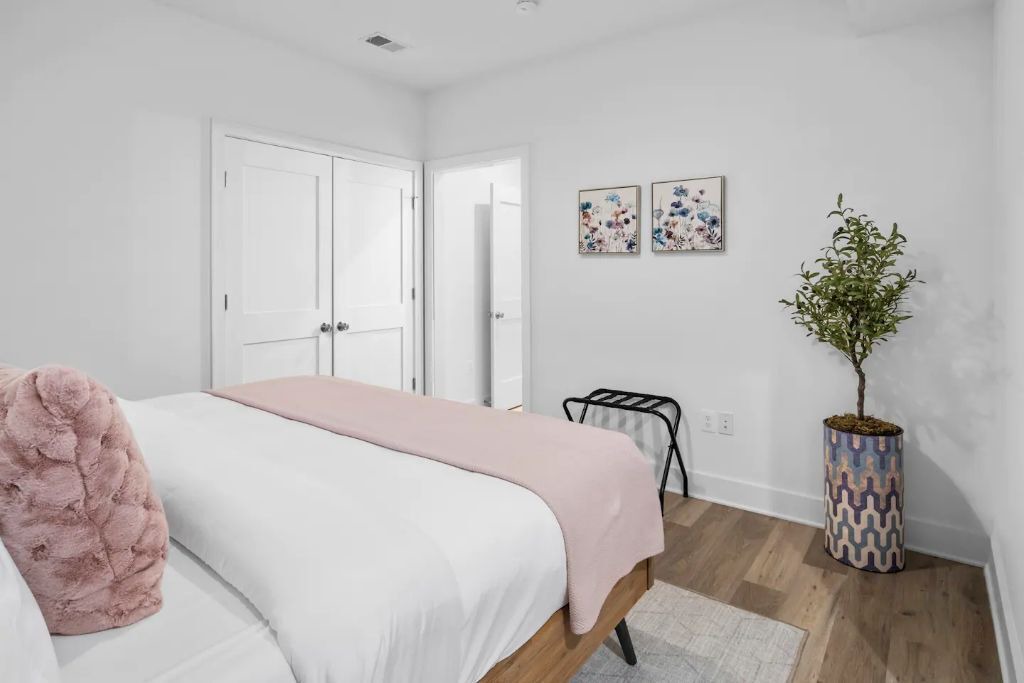 Photo of Bedroom in Old Town Alexandria