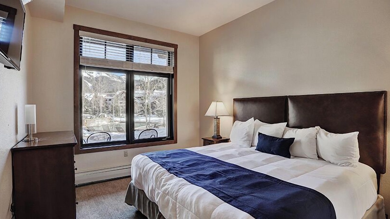 Photo of Bedroom in Copper Mountain Village