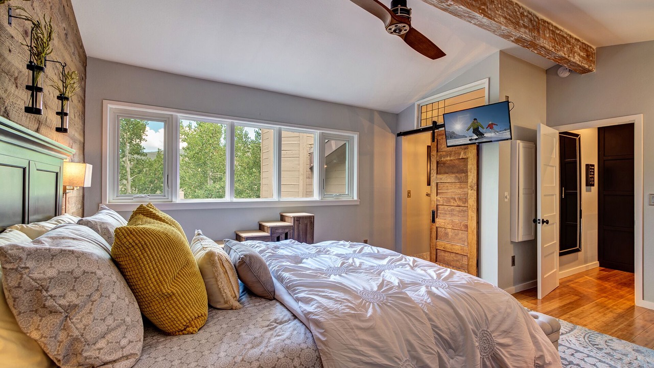 Photo of Bedroom in Eagle-Vail