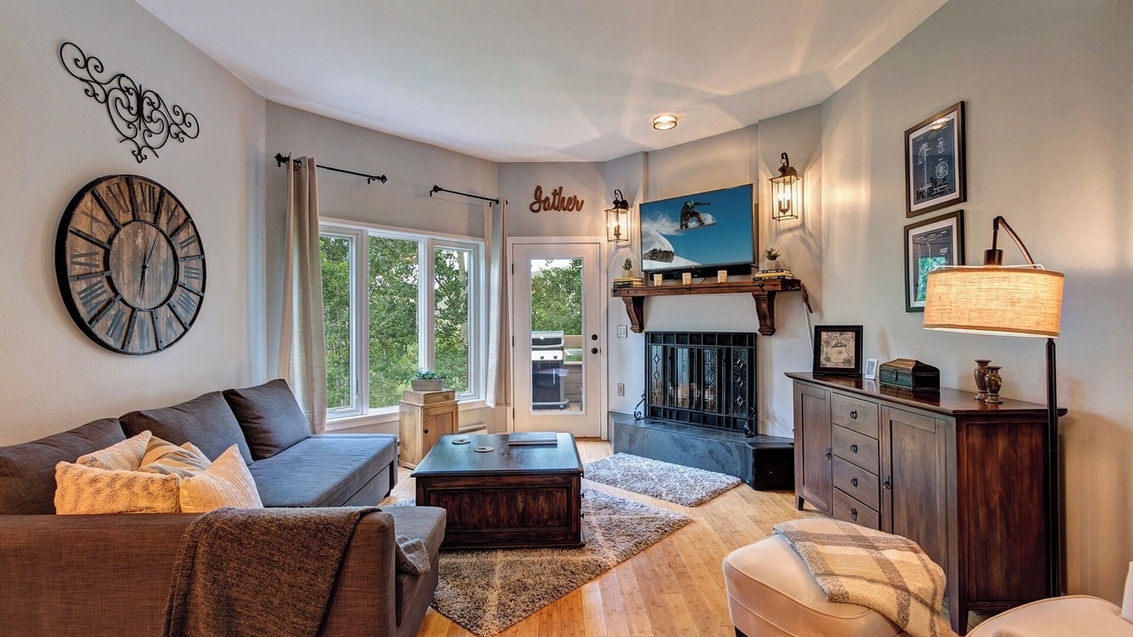 Photo of Livingroom in Eagle-Vail
