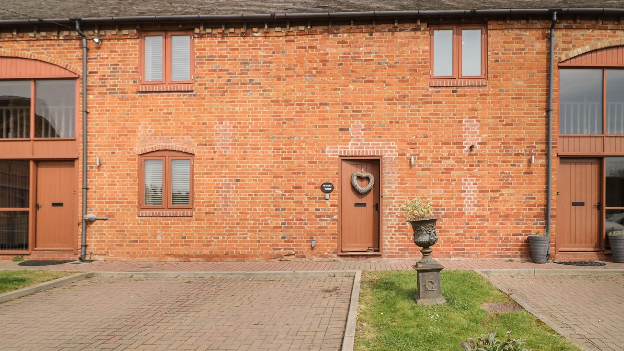 Photo of Outdoor in Weston Upon Avon