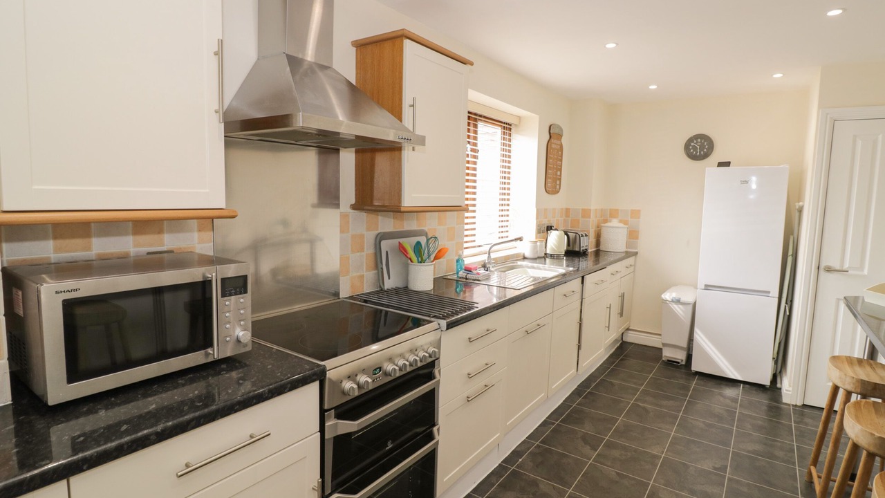 Photo of Kitchen in Weston Upon Avon