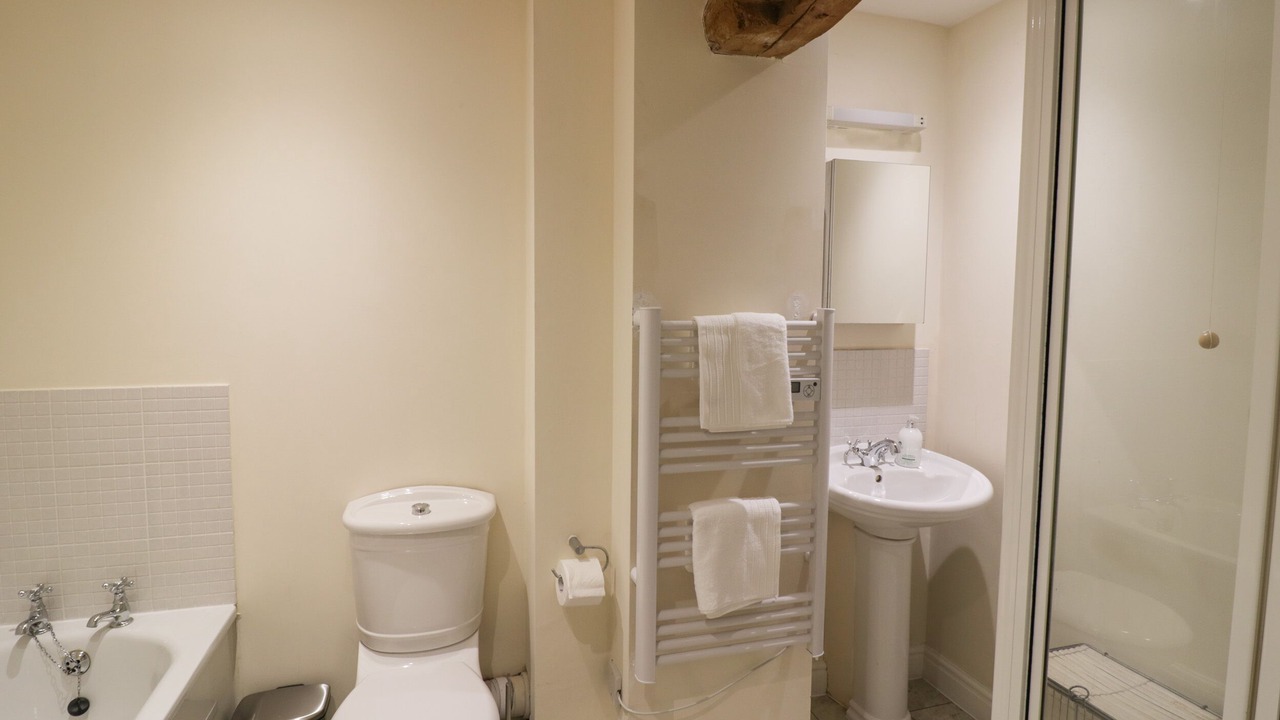 Photo of Bathroom in Weston Upon Avon