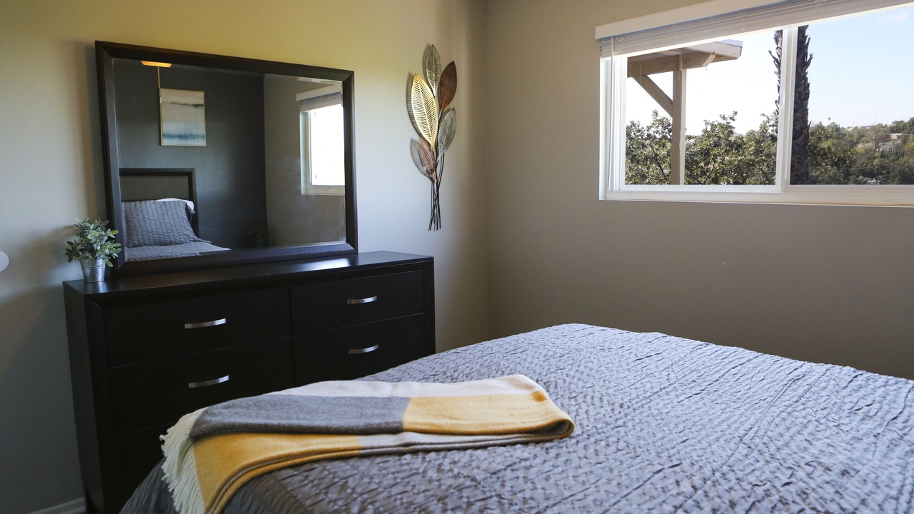 Photo of Bedroom in Thousand Oaks