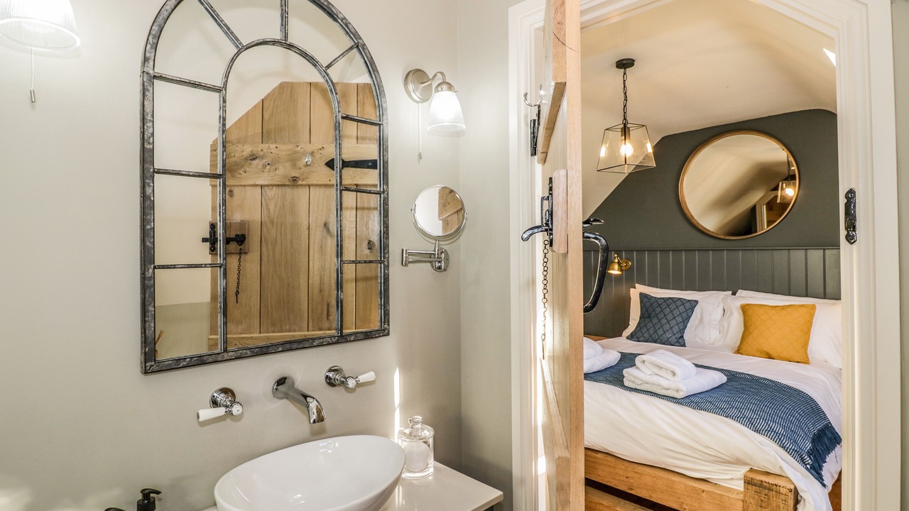 Photo of Bathroom in Armscote