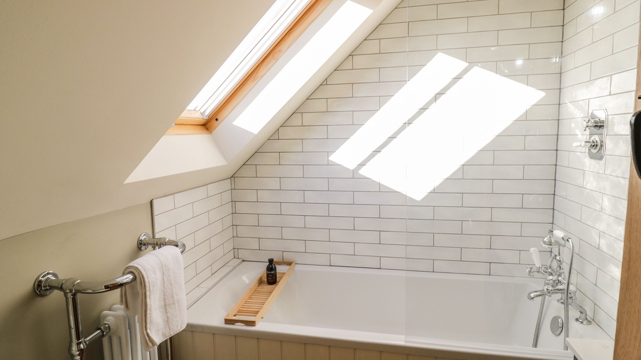 Photo of Bathroom in Armscote