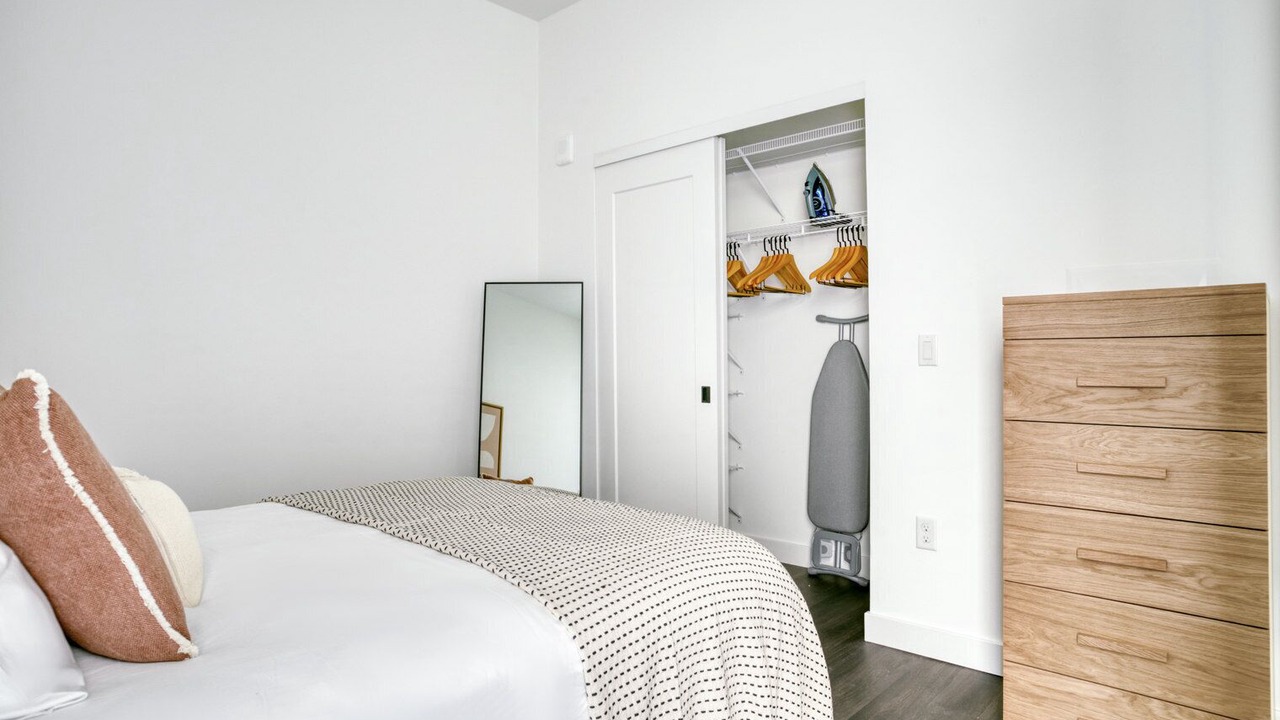 Photo of Bedroom in Gallaudet