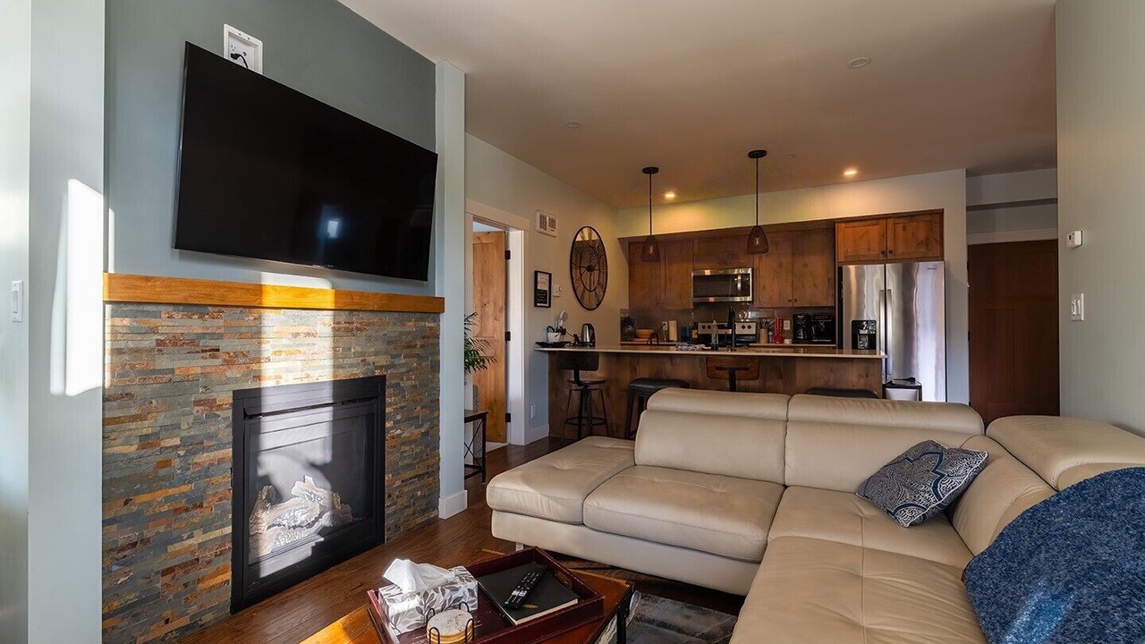 Photo of Livingroom in Sun Peaks