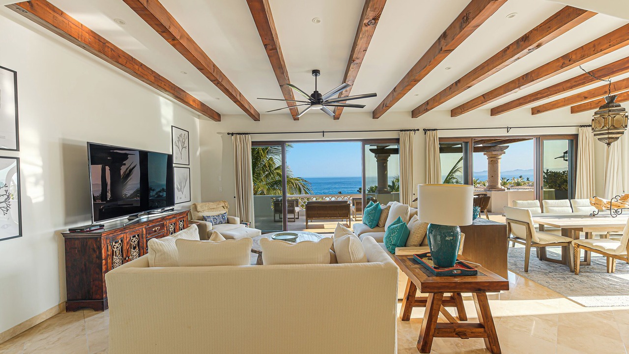 Photo of Livingroom in Buzzards