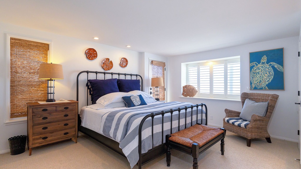 Photo of Bedroom in Silver Strand